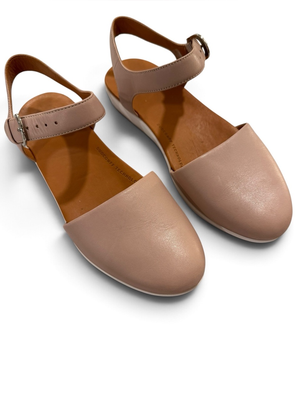 FitFlop Cova Leather Closed-toe Sandal Size 6.5